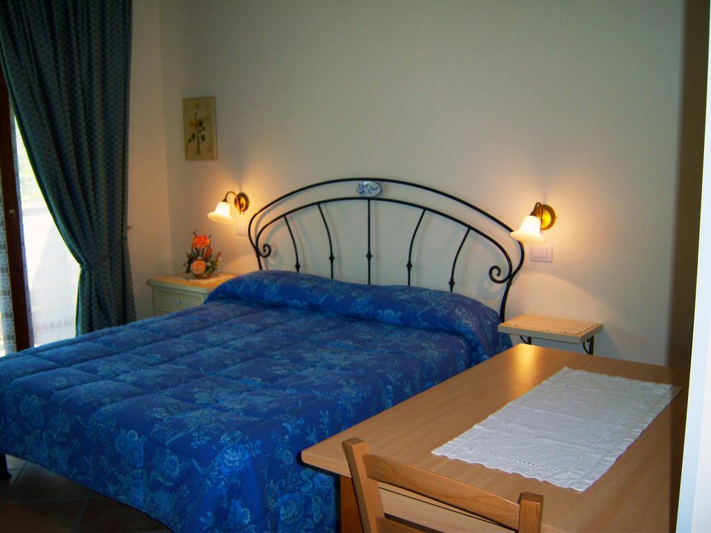 Montefiore dellʼAso Casa Vacanze Patrizia חדר תמונה